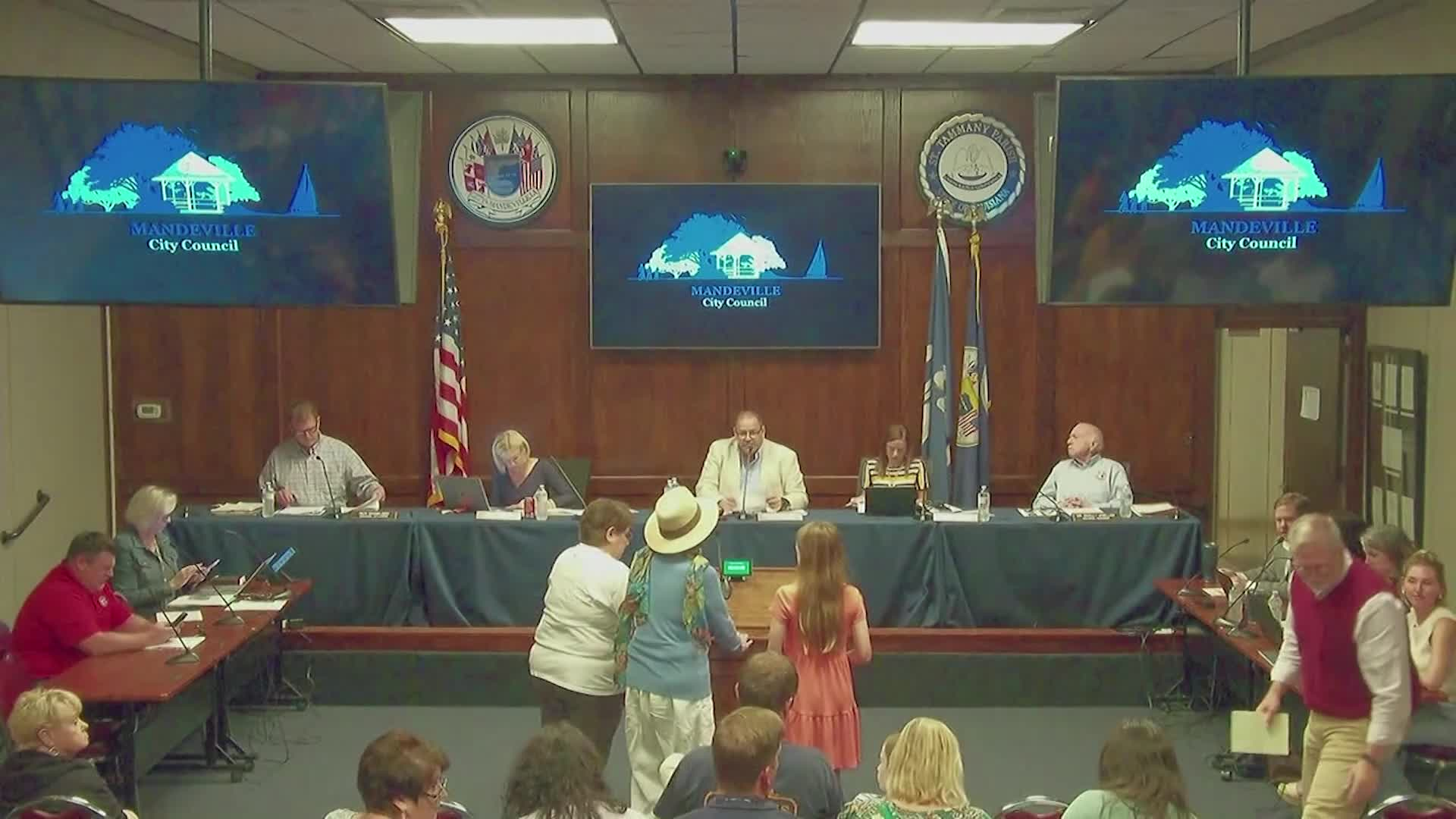 Mandeville City Council Meeting : April, 11 2024